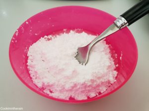 dilution du sucre glace dans l'eau