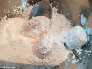 enrobage au sucre glace des kipferl refroidies