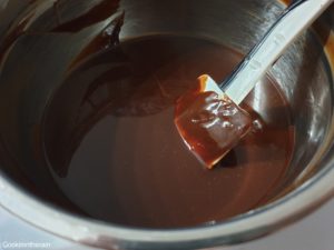 chocolat fondu au bain marie avec le beurre